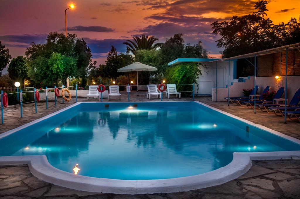 Euro Park Hotel Astris Exterior photo